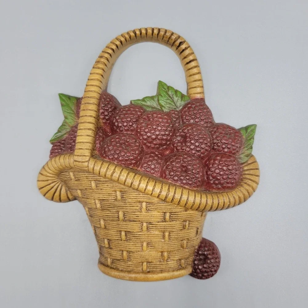 Vtg Burwood Basket Wall Plaques Strawberries Raspberries Fruit Decor Set Of 2